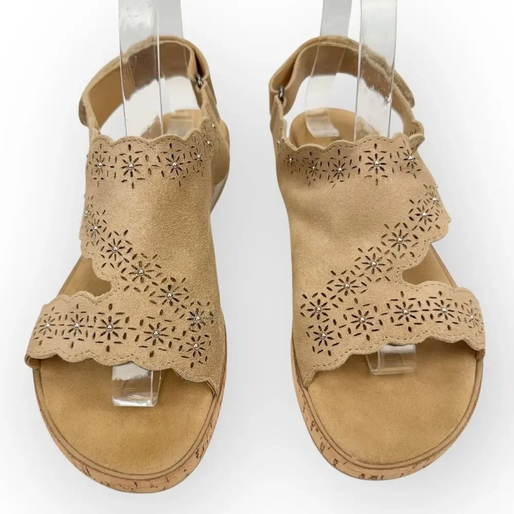 Sesto Meucci Sandals 8.5 Tan Suede Laser Cut‎ Floral Studded Wedge Boho Italian